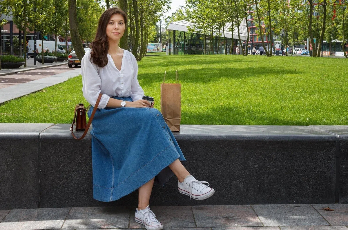 Choosing the Perfect Jean Flare Skirt for Your Body Type | Jeans4you.shop