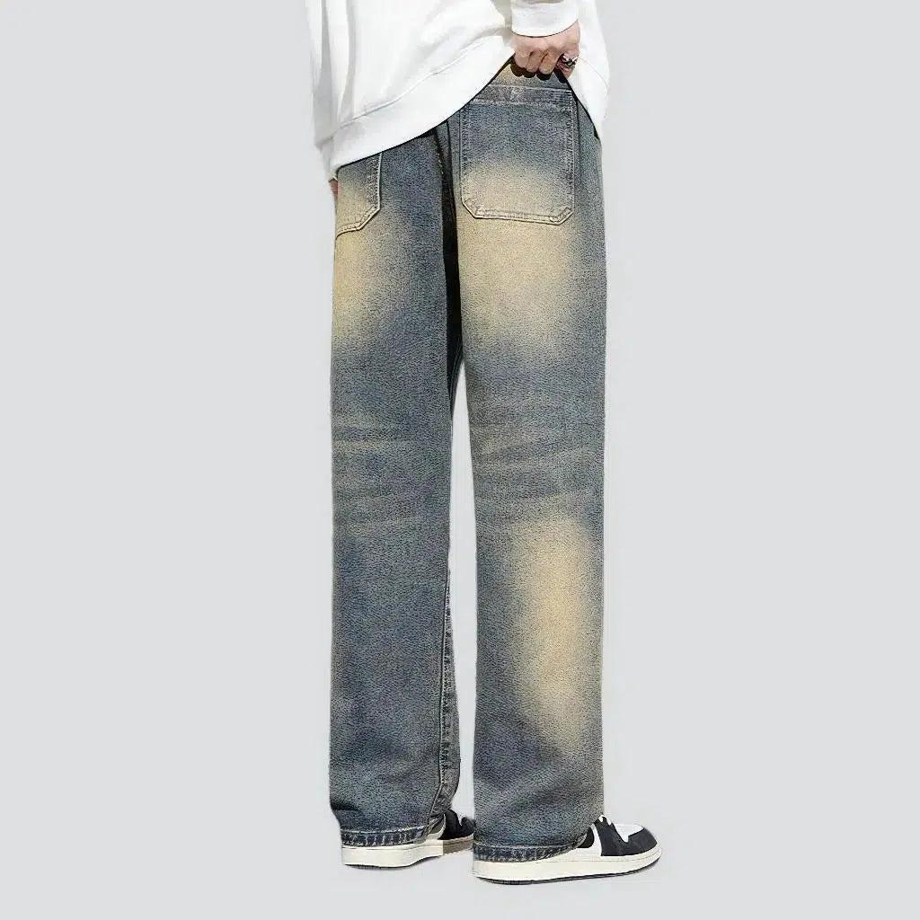 Light-wash jeans
 for men