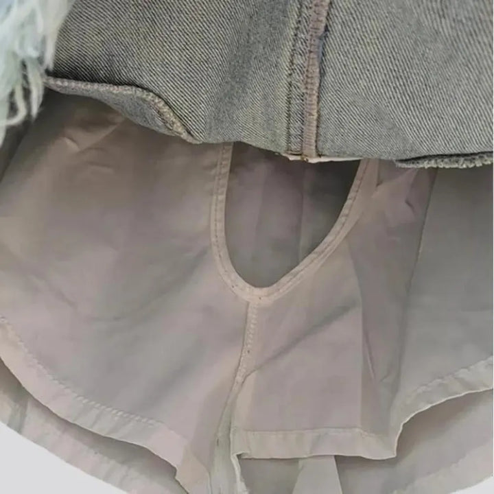 Embellished light-wash jean skirt
 for ladies
