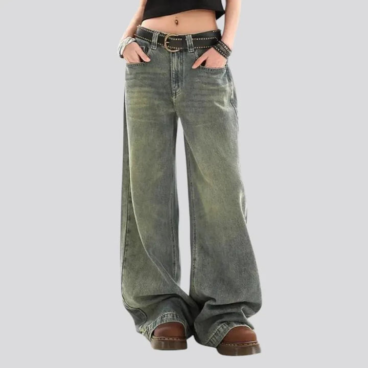 Faded wash trendy women's jeans