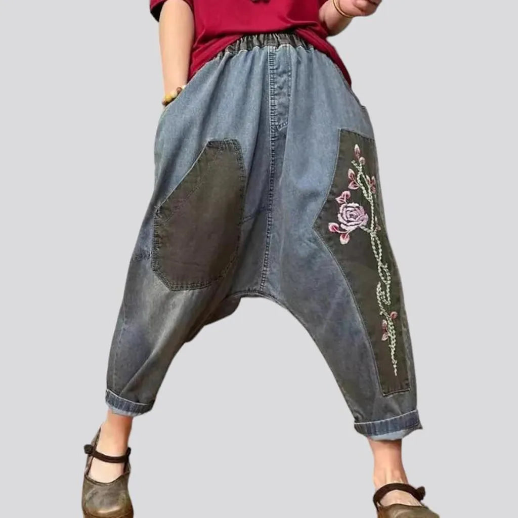 High-waist embroidered jean pants
 for women
