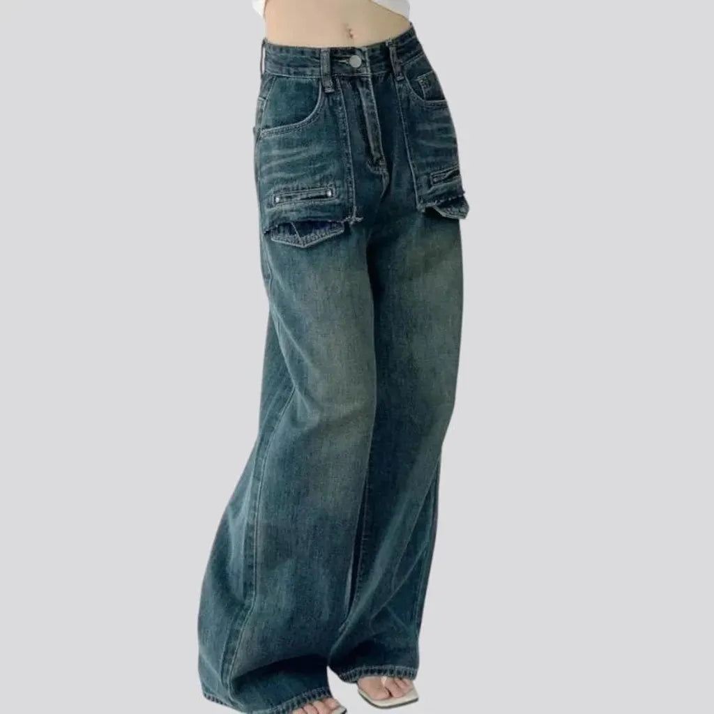 Washed out cargo pocket jeans for ladies