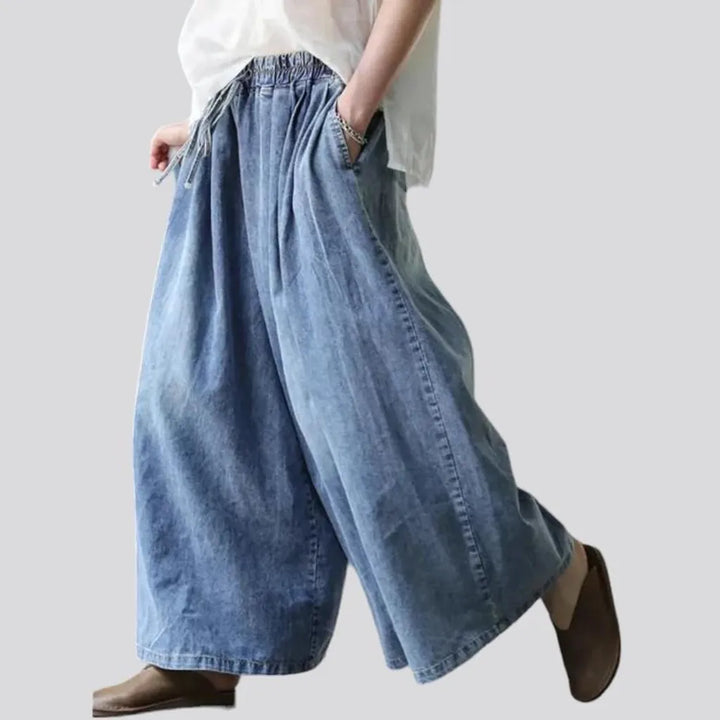 High-waist light-wash women's denim pants
