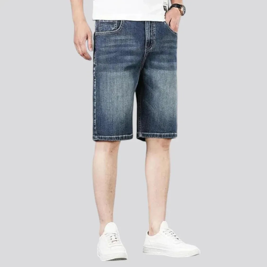 Sanded light wash stylish men's denim shorts