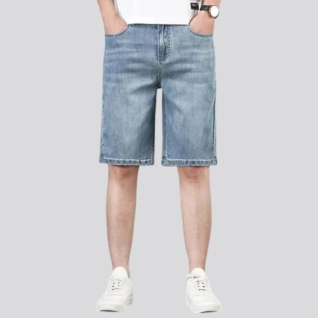 Sanded light wash stylish men's denim shorts