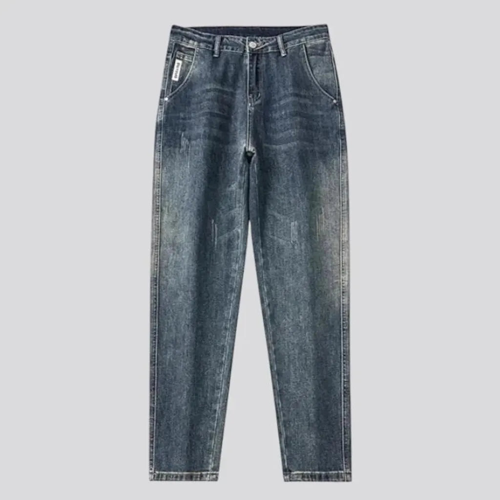 Retro style loose fit men's jeans