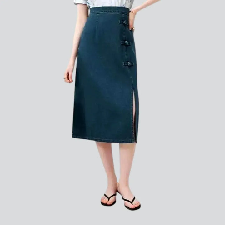 Stylish high-rise midi a-line jean skirt