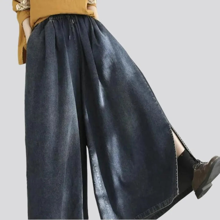 Sanded high-waist denim pants
 for ladies
