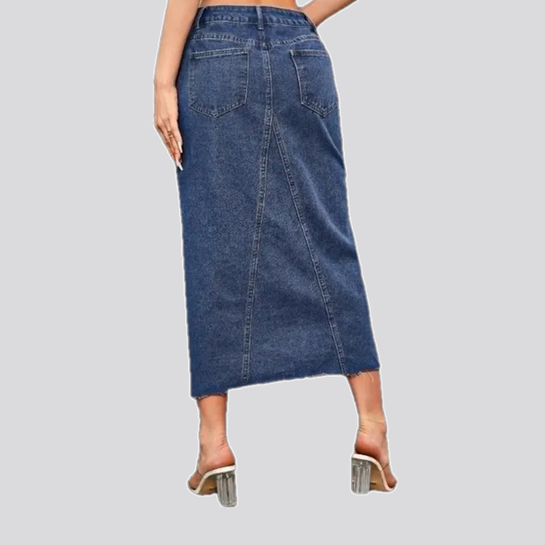 Stylish vent raw hem denim skirt