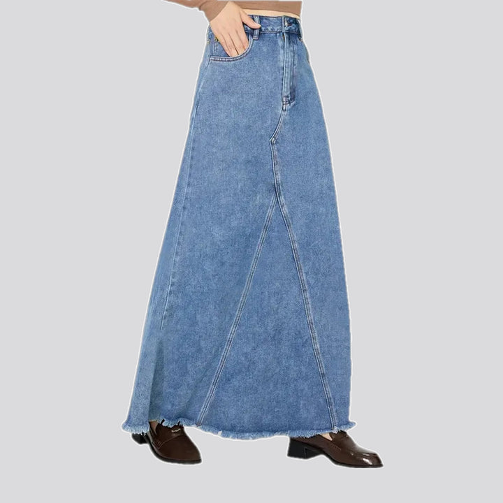 Frayed hem casual denim skirt