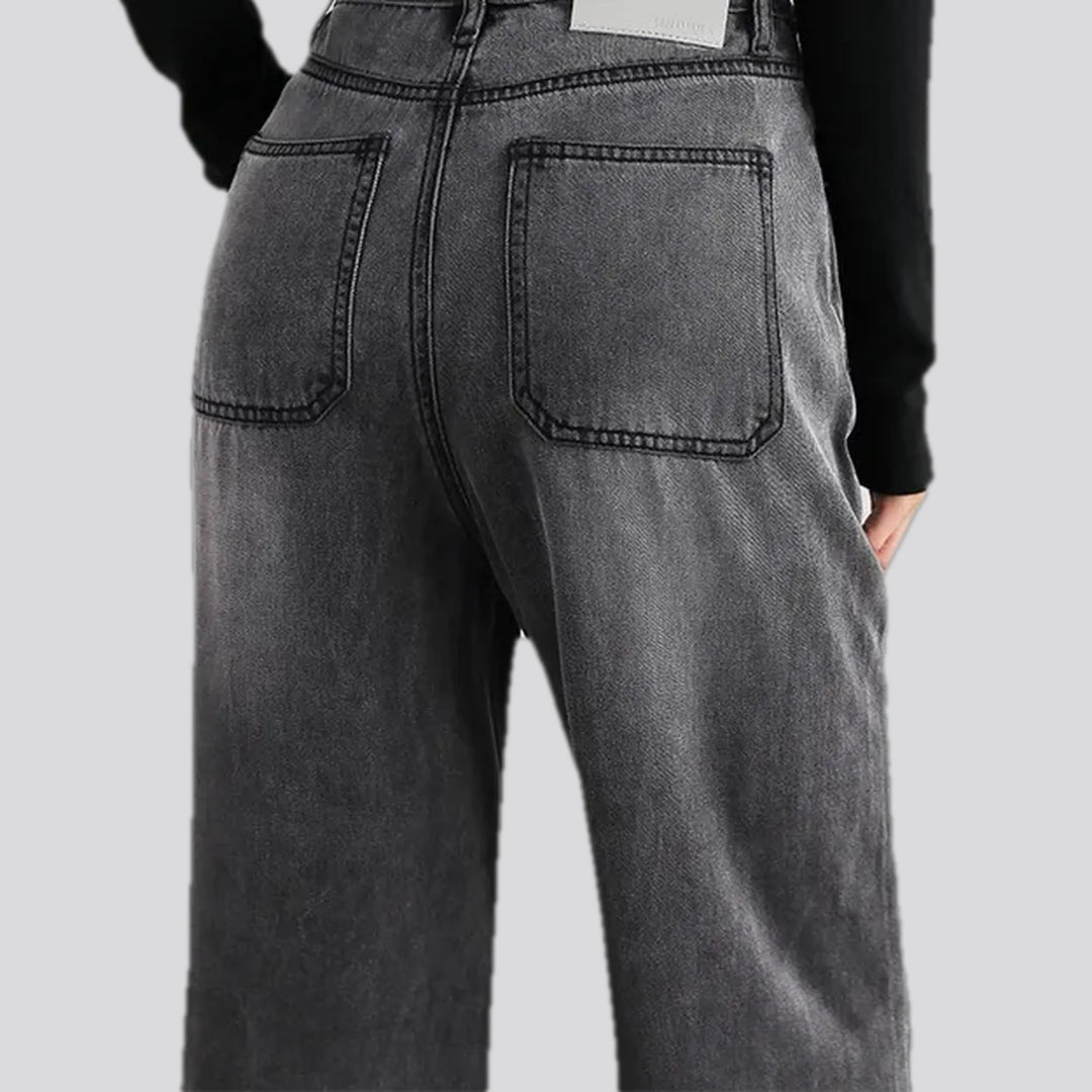 Stonewashed mid rise women's jeans