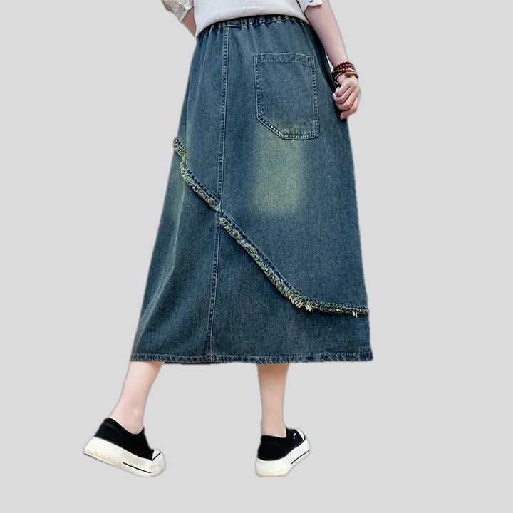 Stonewashed street style midi denim skirt