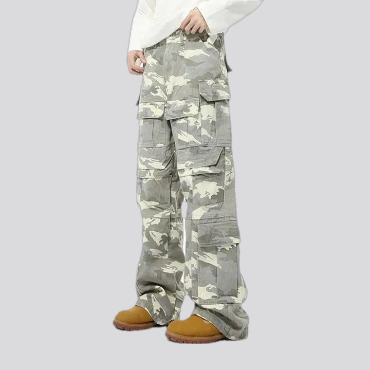 Fashionable mid rise men's jean pants