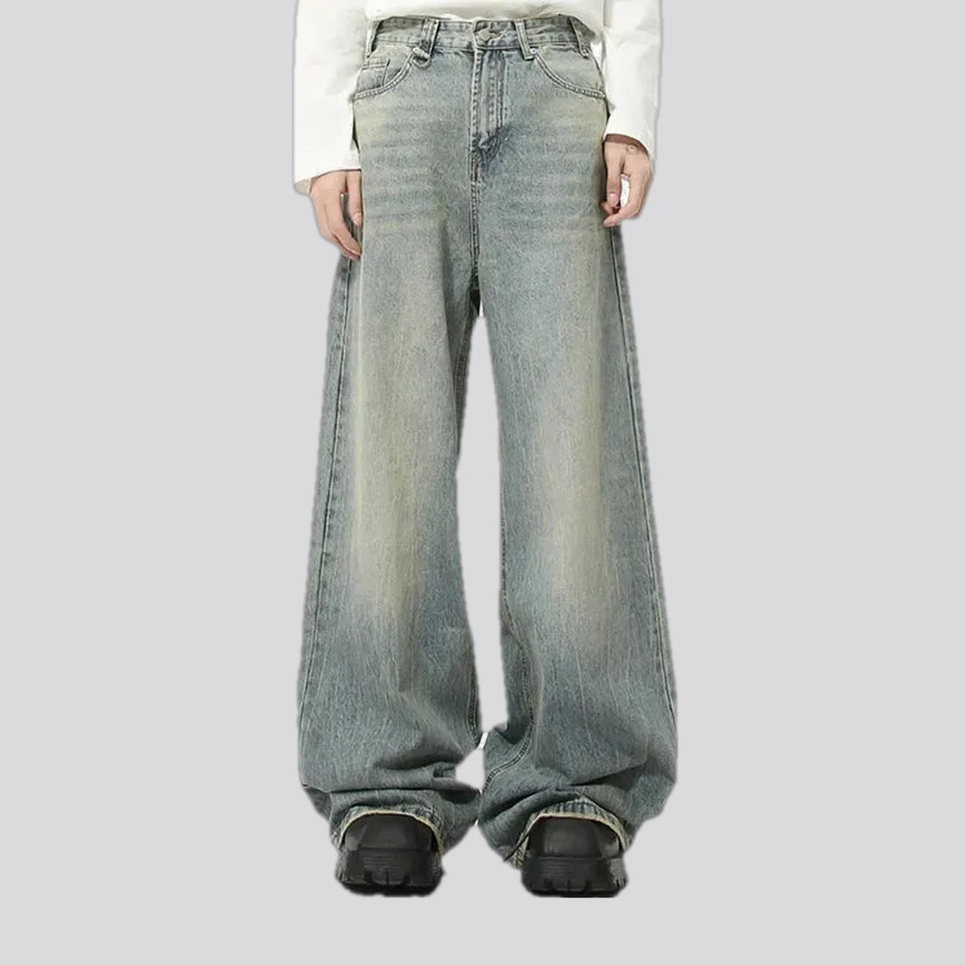 Light 90s fashion faded men's jeans