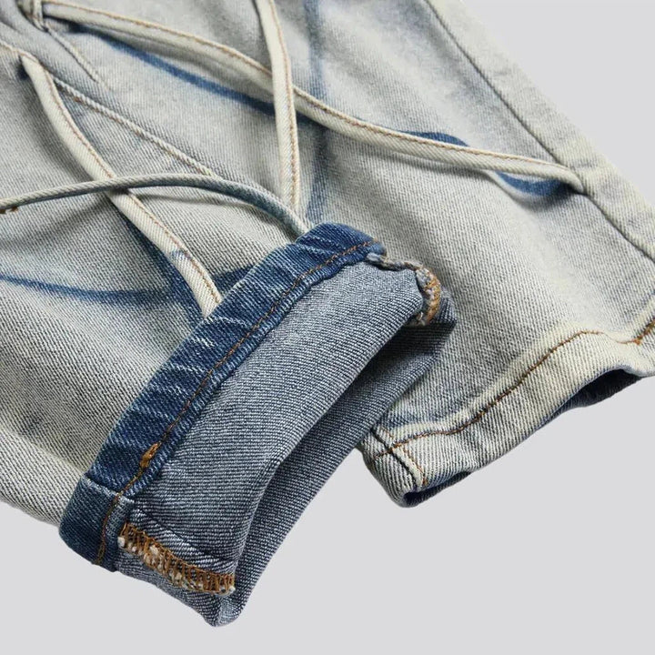 Light-wash men's stretchy jeans