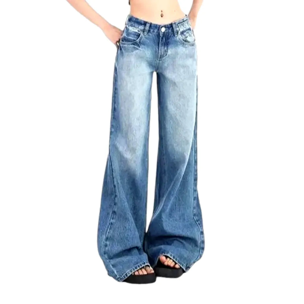 Baggy floor-length jeans
 for women