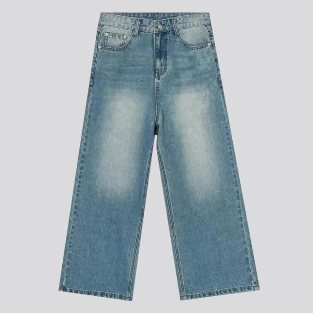90s men's light-wash jeans