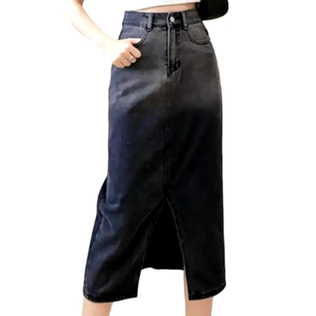 Black front-slit women's denim skirt