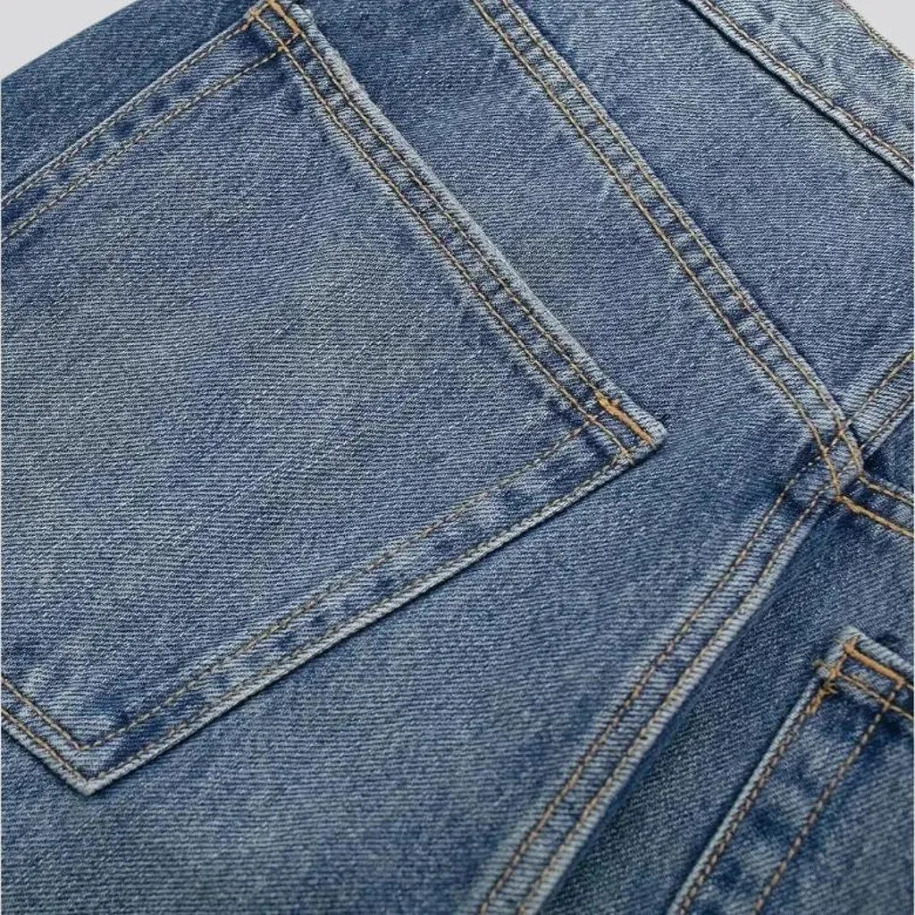 Sanded 90s style jeans for ladies