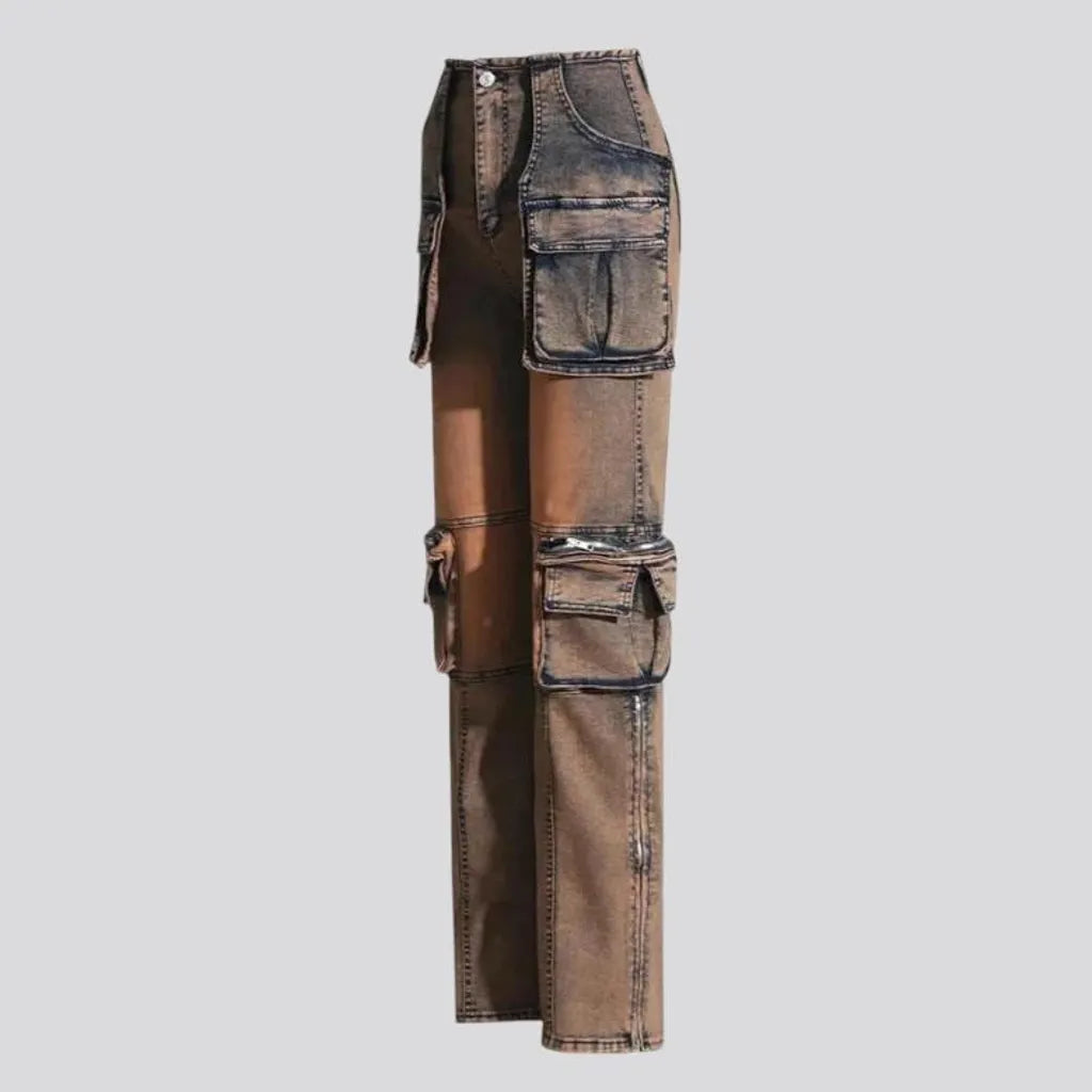 Spacious cargo pockets grunge women's jeans