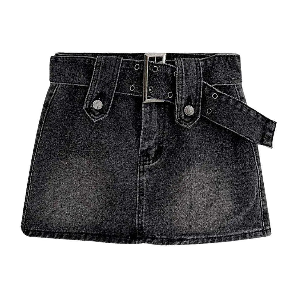 Dark denim skirt with belt