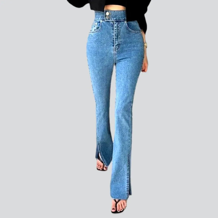 Light-wash bootcut jeans
 for women
