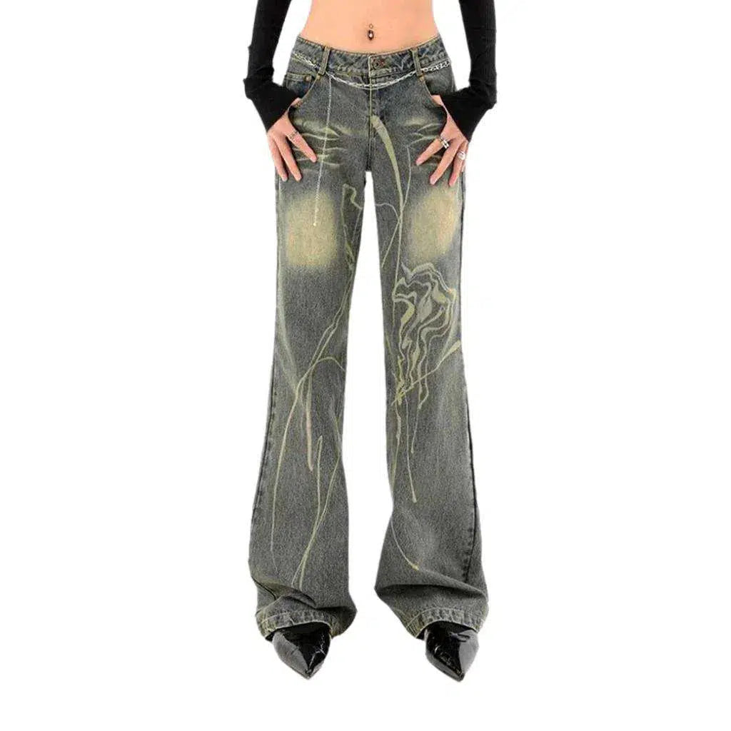 Low-waist women's bootcut jeans