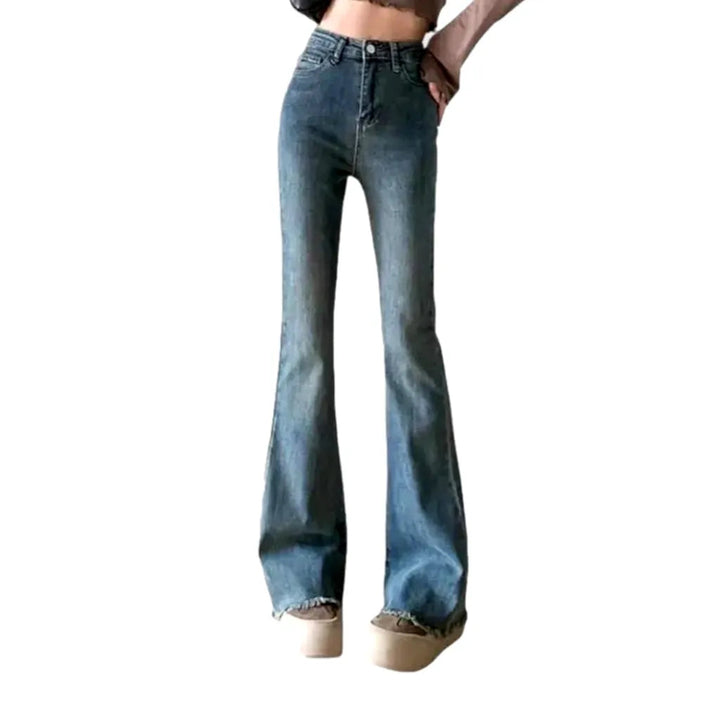 Sanded frayed-hem jeans
 for ladies