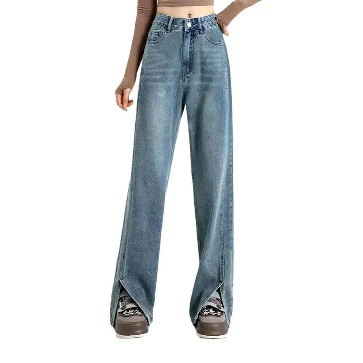 Sanded women's straight jeans