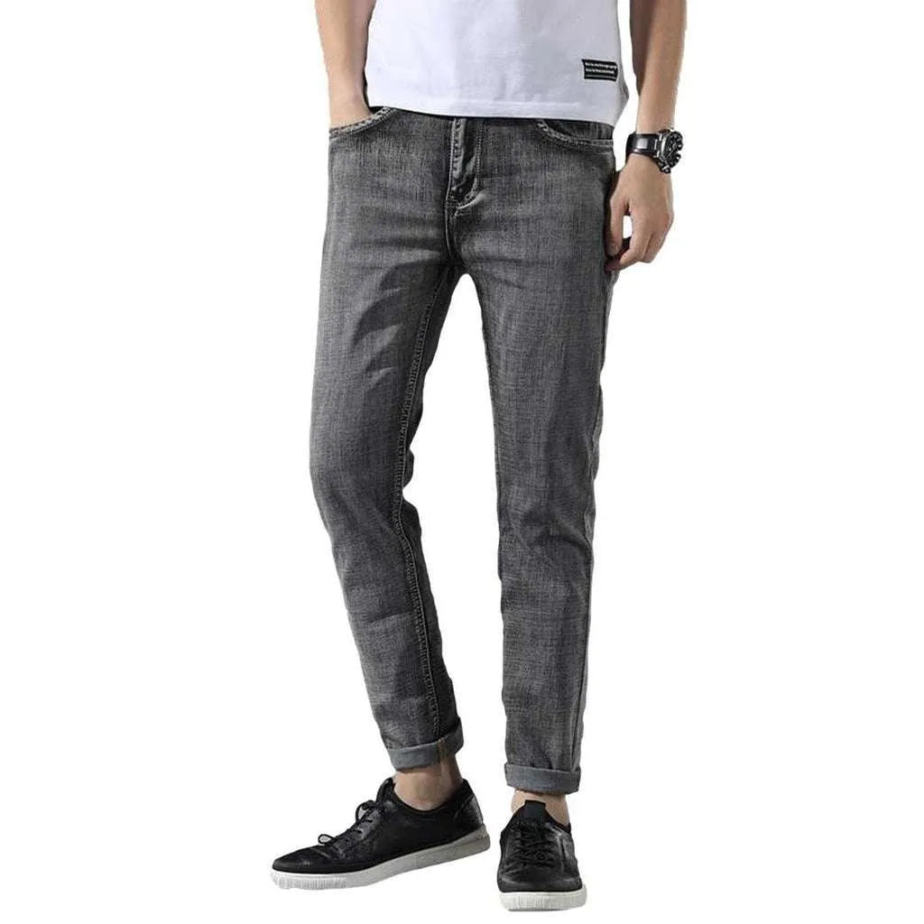 Slim-fit casual men's jeans