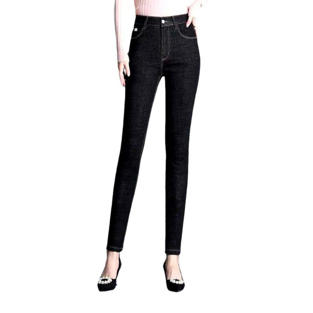 Stretchy skinny jeans
 for ladies