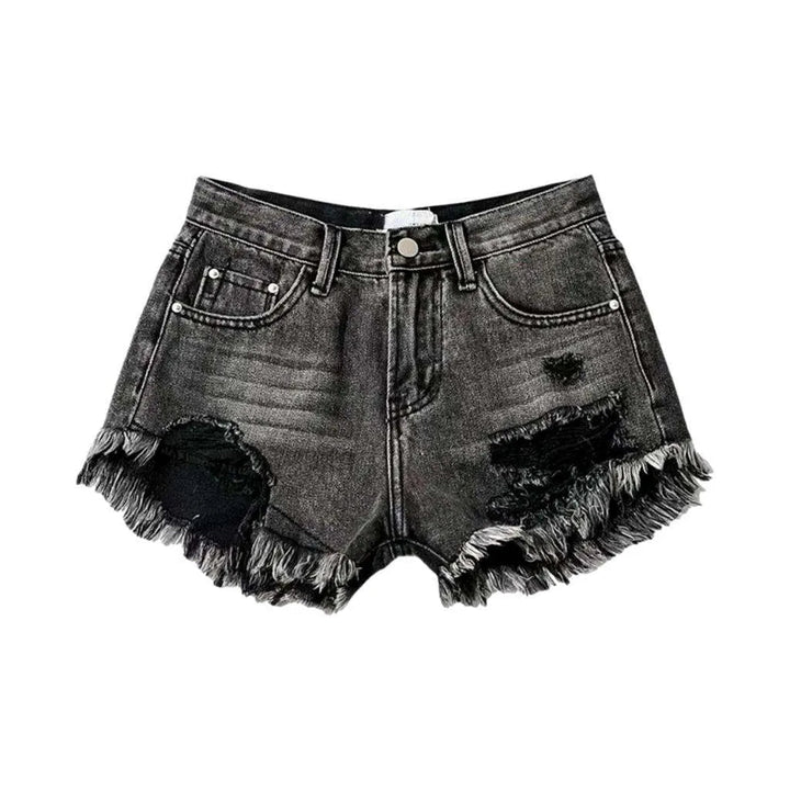 Wide women's distressed jean shorts